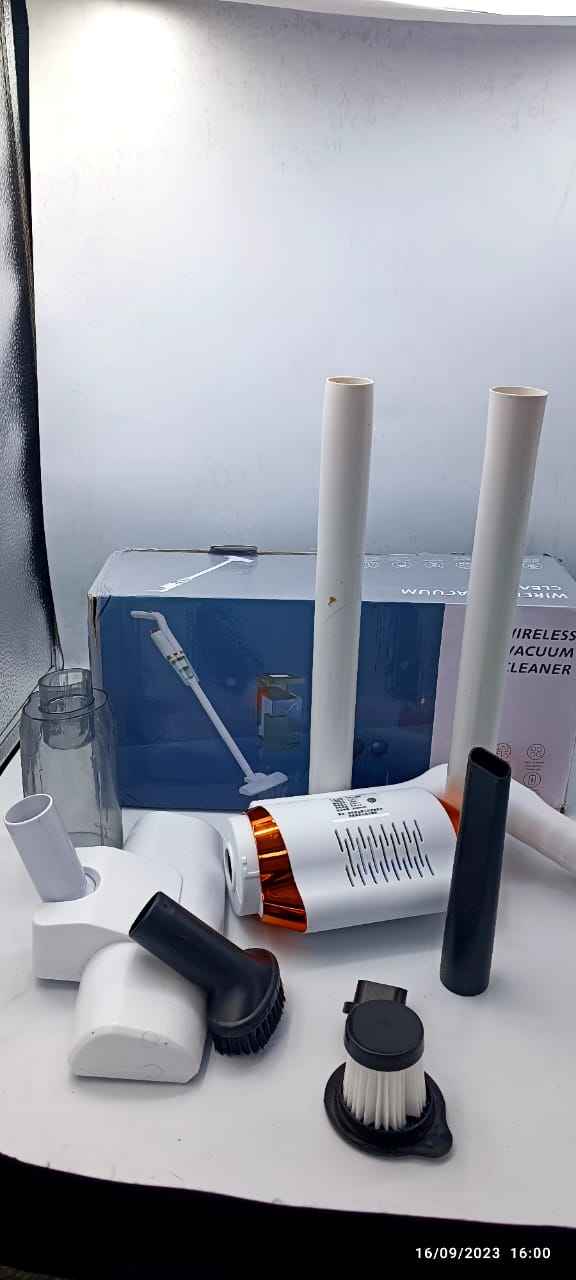 3-in-1 Wireless Vacuum Cleaner (GOLD)